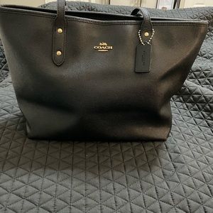 Coach city tote
